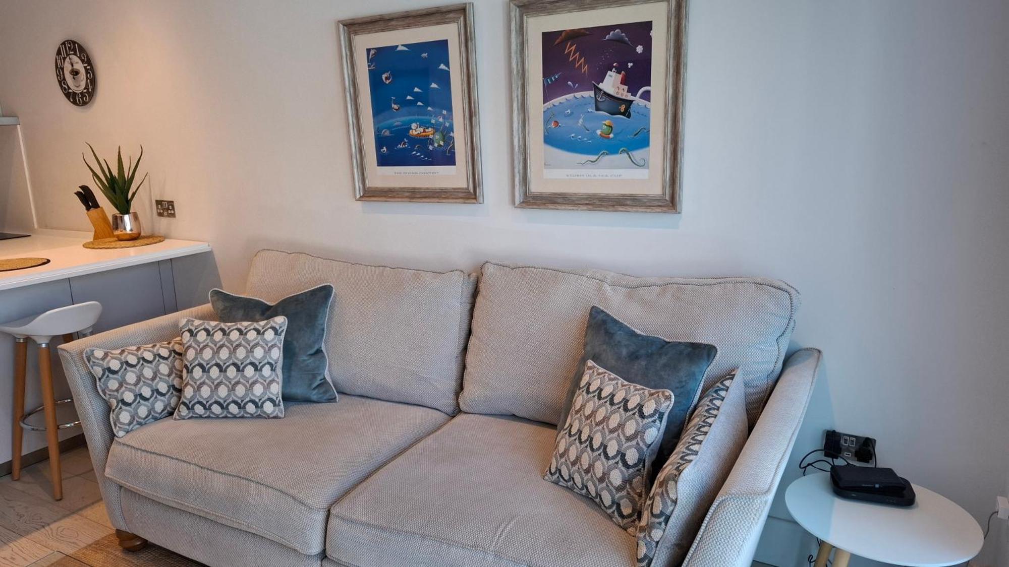 Saltwater Suites At Fistral 新码头 客房 照片